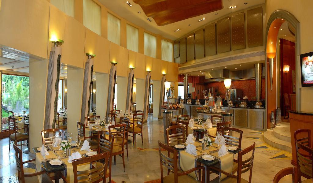 Hotel The Manohar Hyderabad Exterior foto